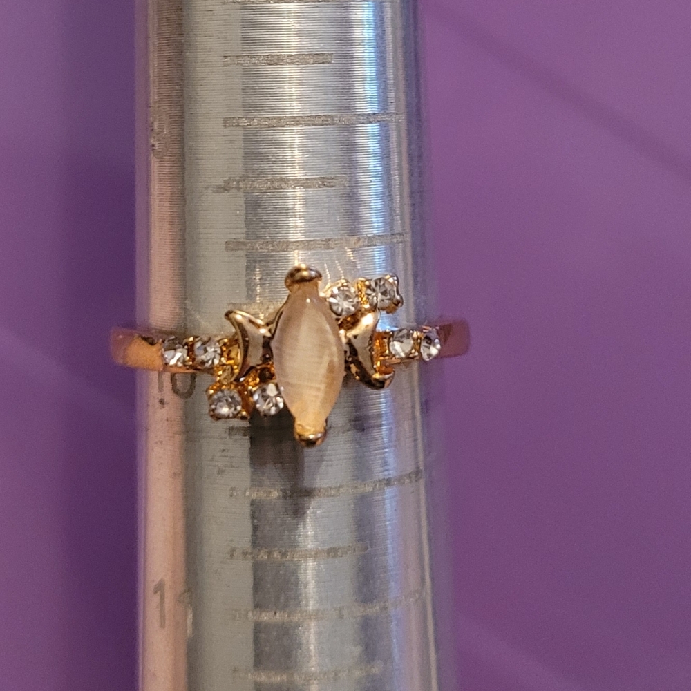 Moon ring